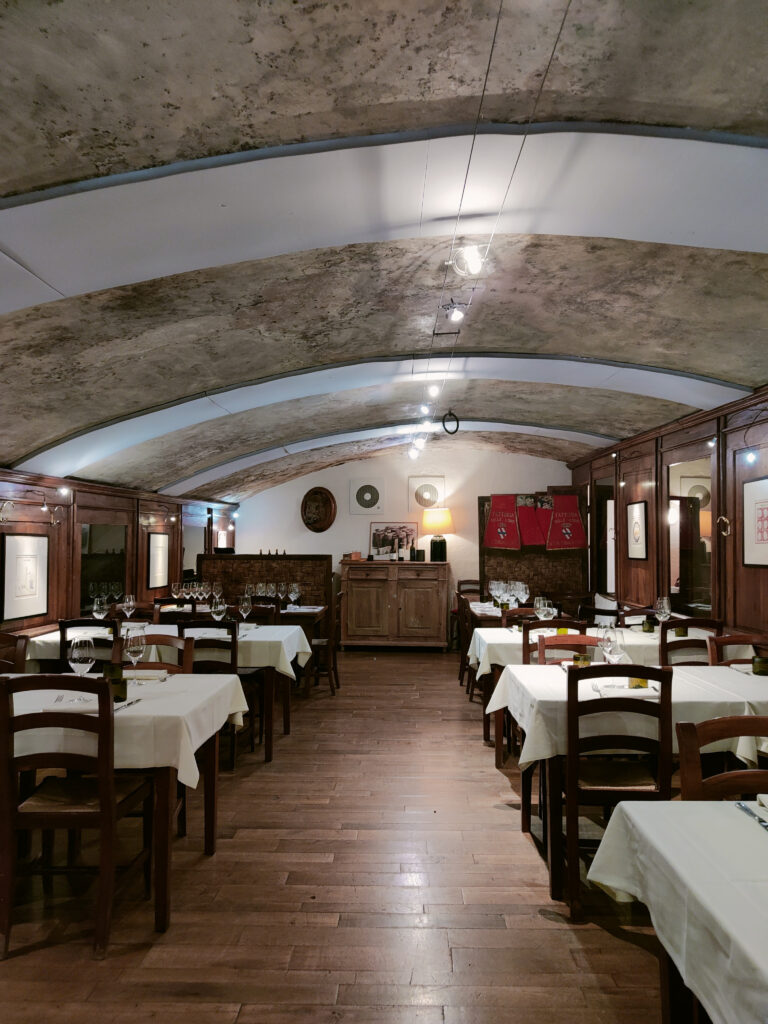 SALA DELL'OSTERIA LE CORTI