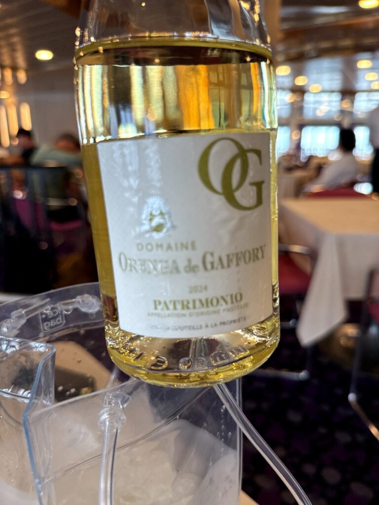 vino a bordo della corsica ferries