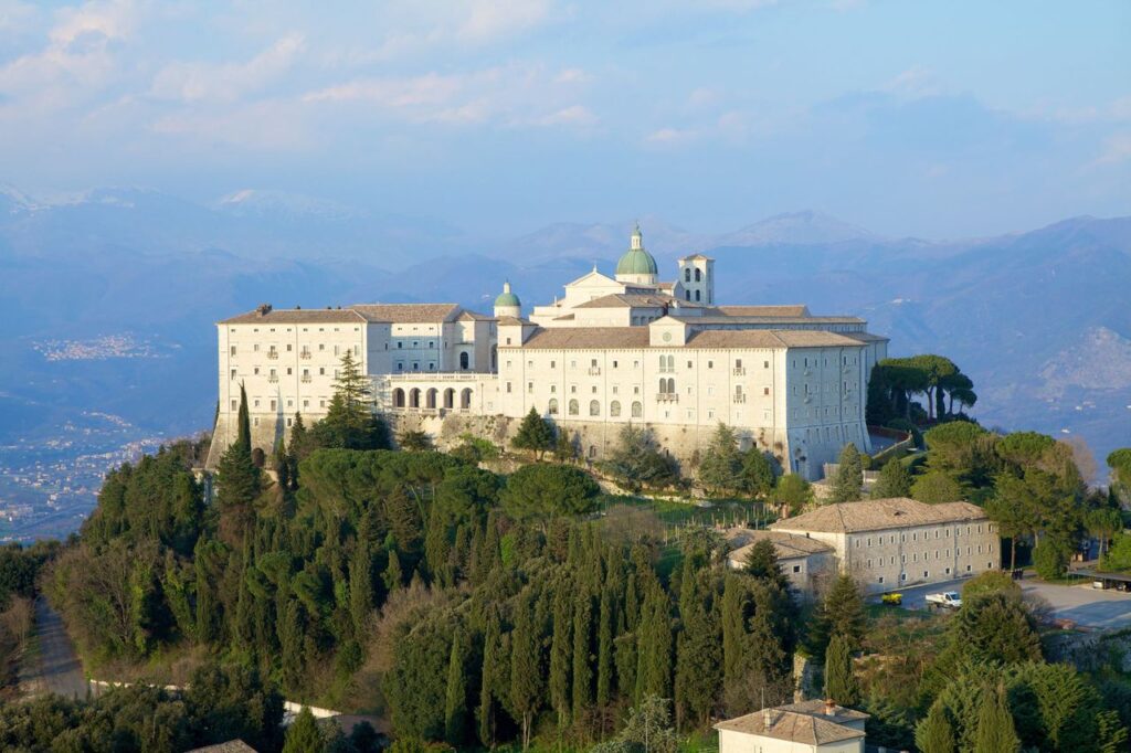 cammini divini montecassino
